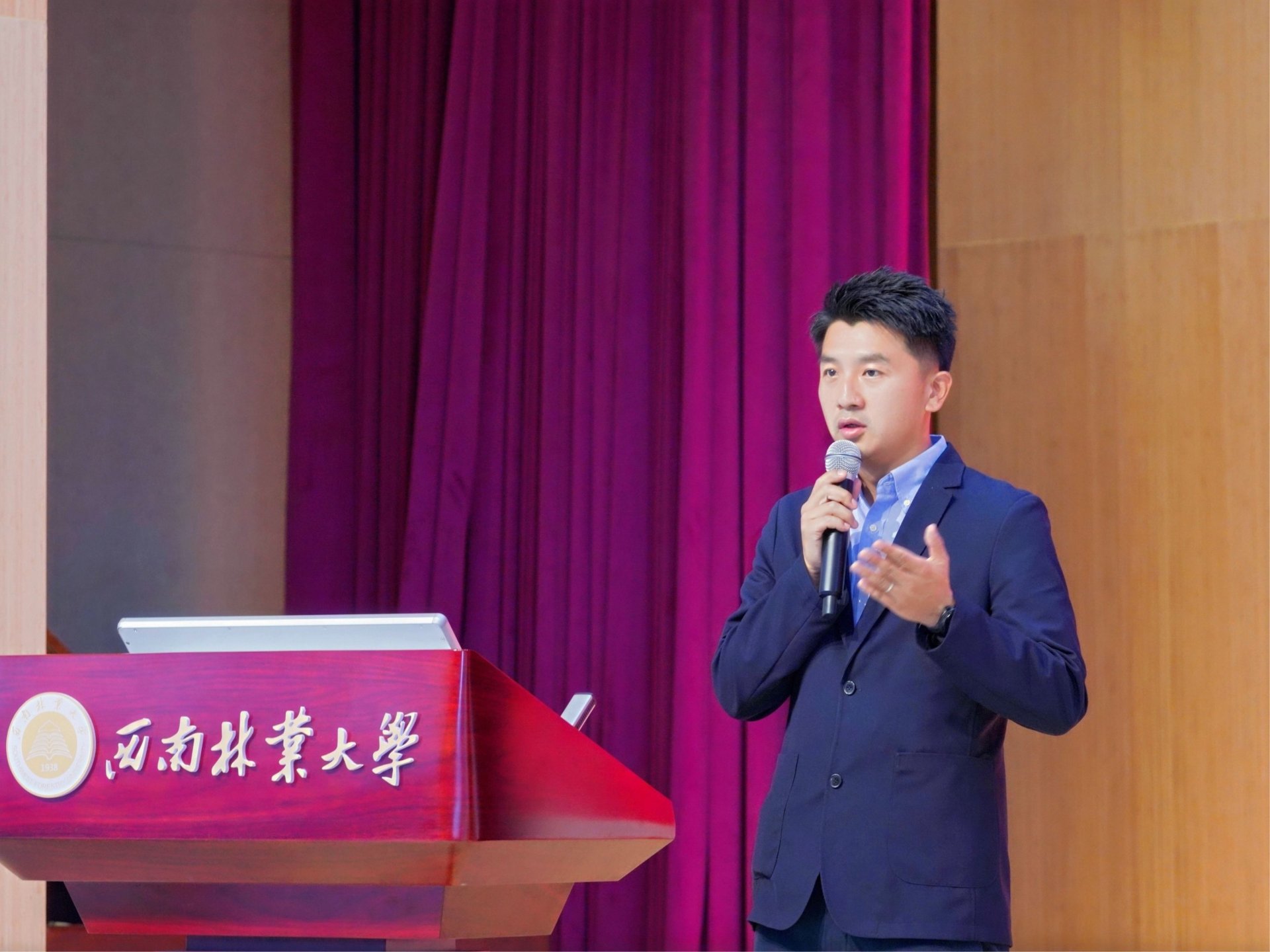 为进一步了解新生入校实际情况