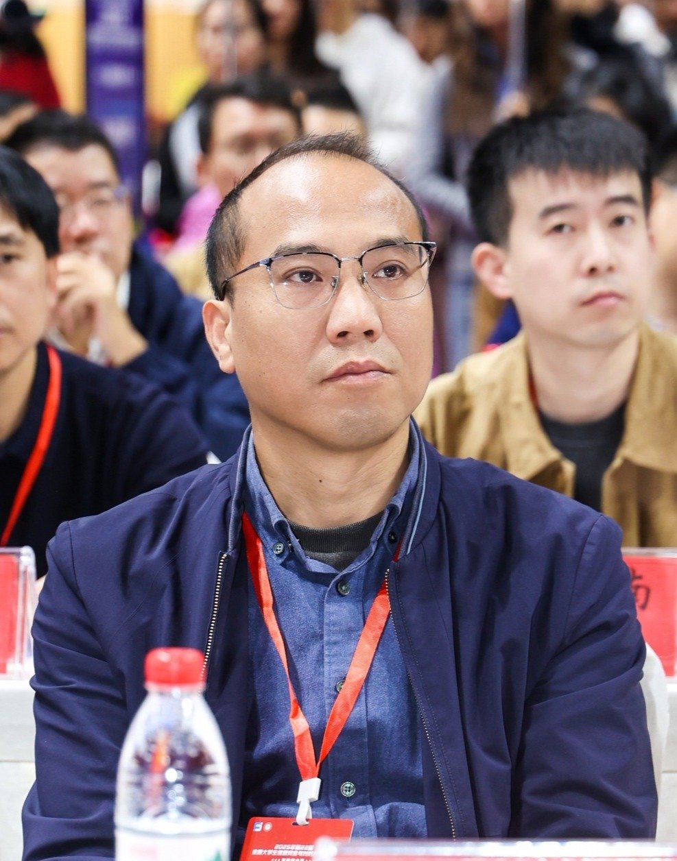 李永勤以“坚定信念
